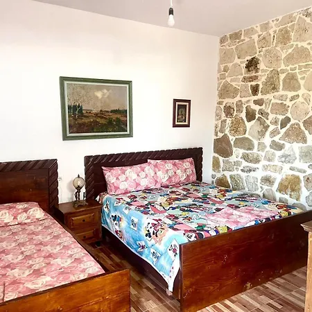Vila Afrodhiti ヒマラ