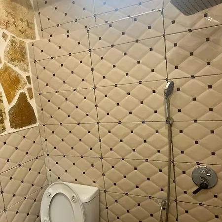 Vila Afrodhiti * Himara